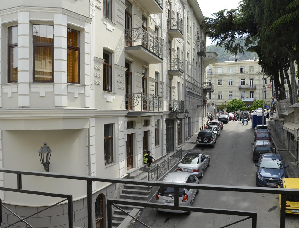 Opera Hotel Tbilisi ภายนอก รูปภาพ