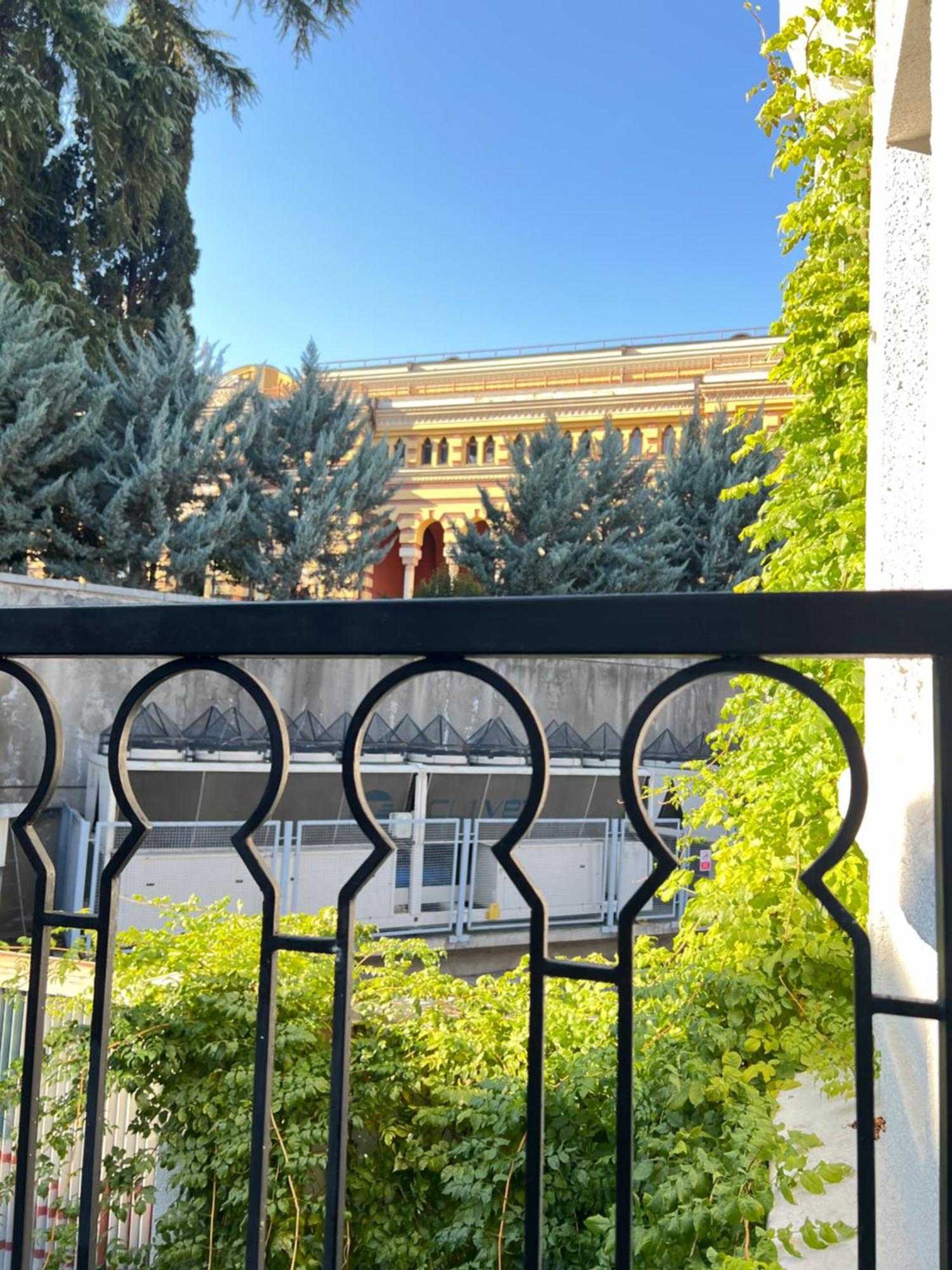 Opera Hotel Tbilisi ภายนอก รูปภาพ